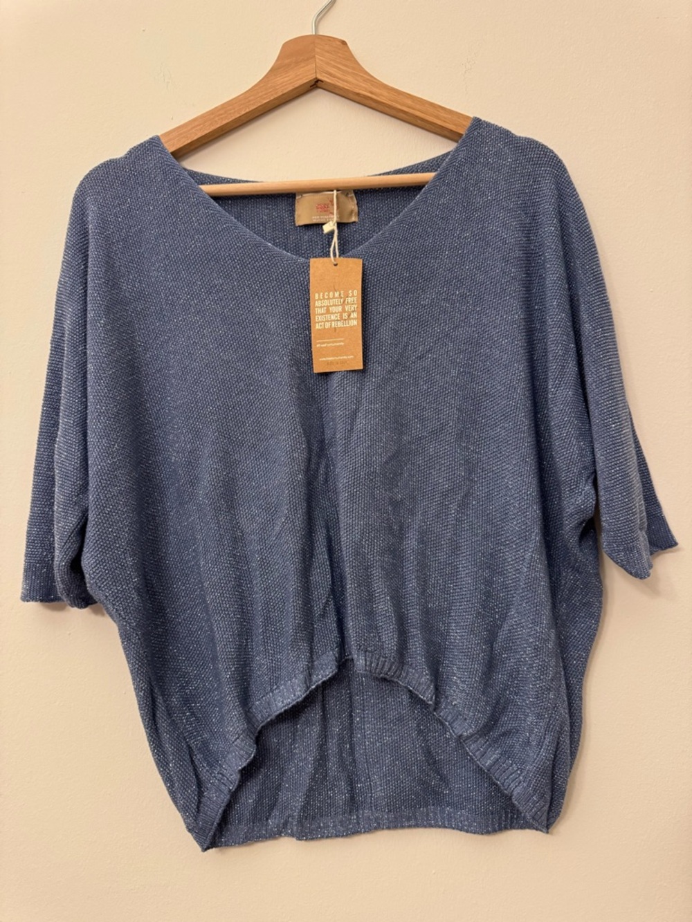NWT Free For Humanity Knit Top Gray Blue Shimmer Short Sleeve One Size